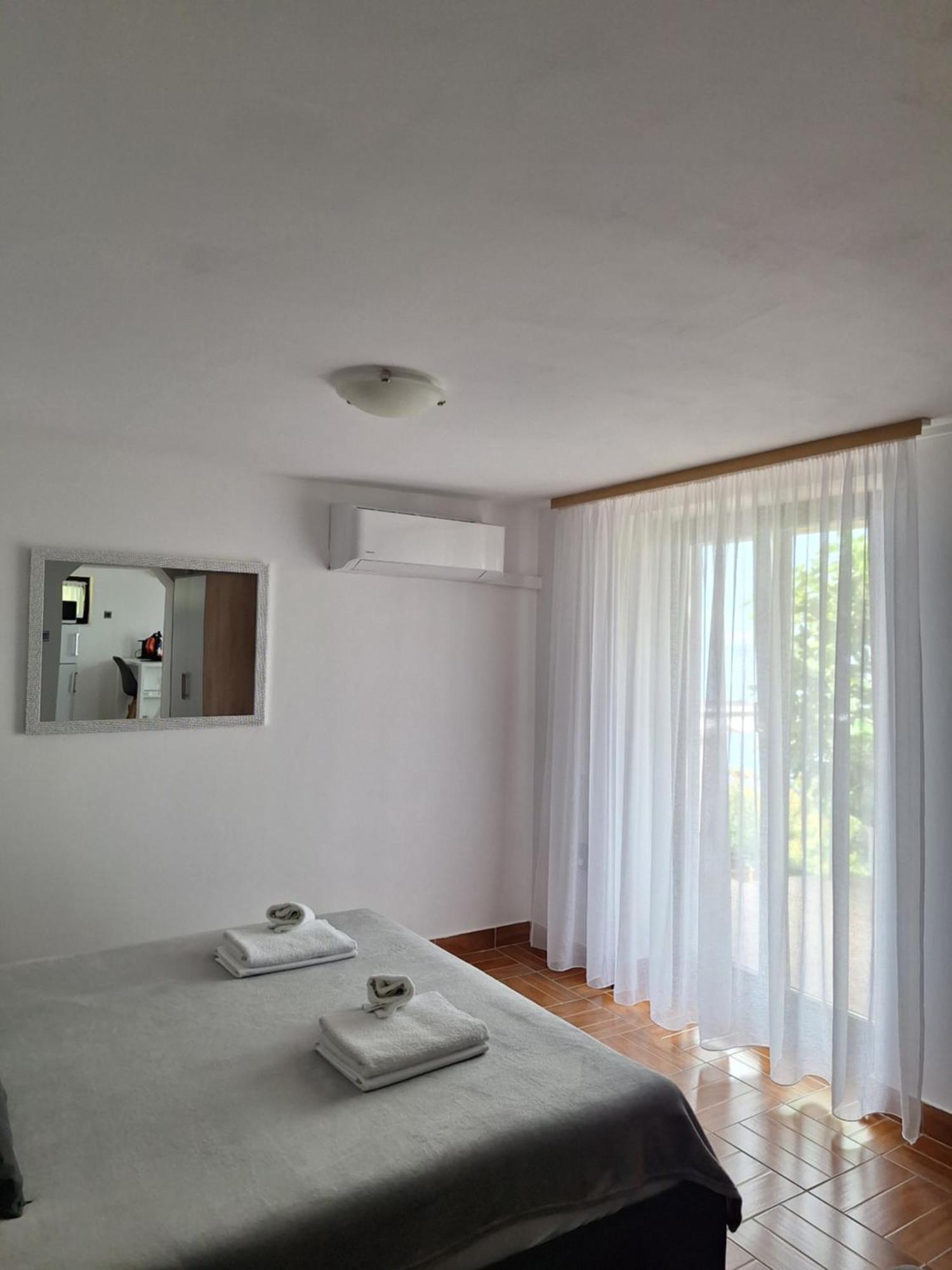 Feral Apartment Sveti Juraj Luaran gambar